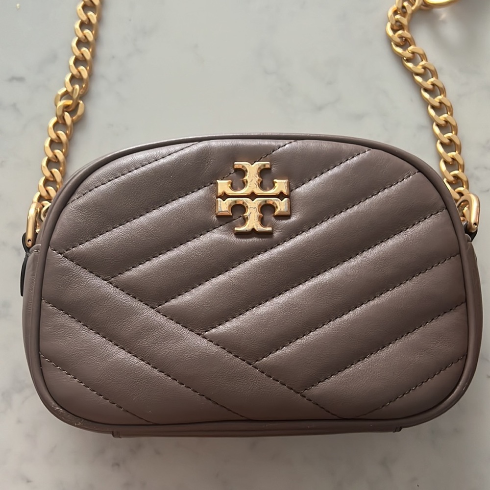 Tory Burch Kira Cross body bag gently used - Picture 8 of 8